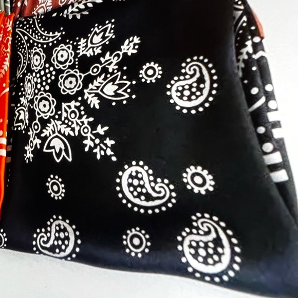 Women Paisley Scarf - Picture 7 of 7